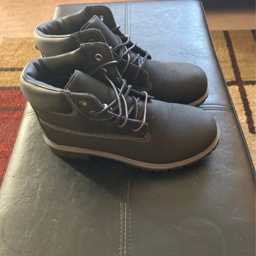 Work boots - Picture 2 of 6